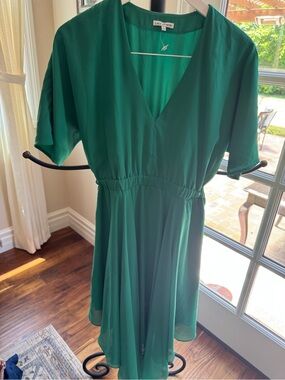 Lace & Mesh Woman Green V-Neck Short Sleeve Dress Size Small